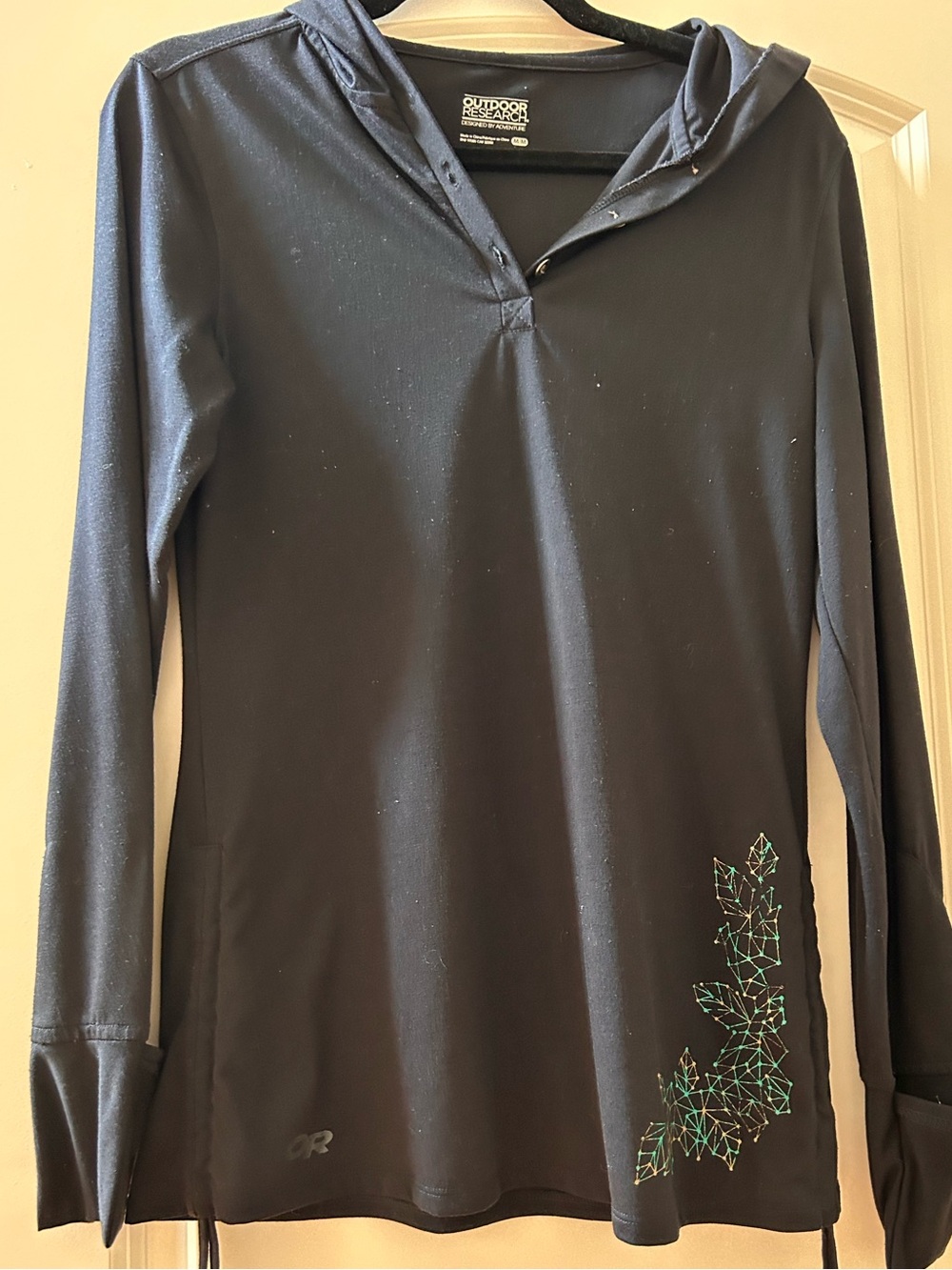 Outdoor Research Blackridge Wool Blend Lightweight Hoodie. Geometric graphic. M